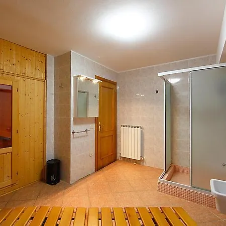 Granarola Sleeps 10 Pool Air Con Wifi Ferienhaus