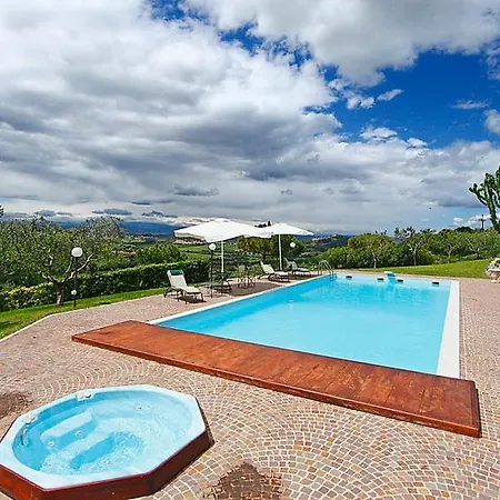 Granarola Sleeps 10 Pool Air Con Wifi